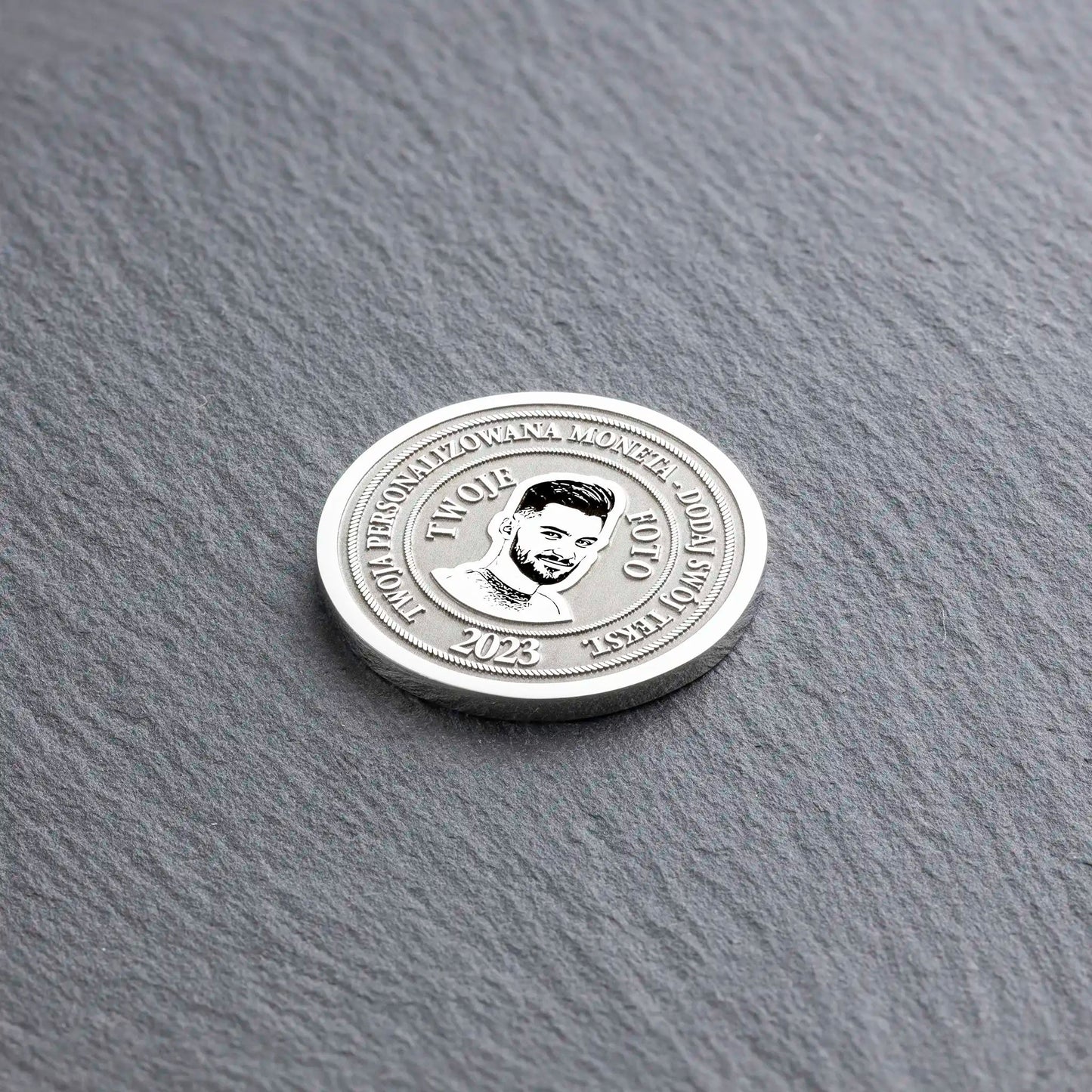 Personalised Coin – The Unique Gift for the Man Who Has Everything... Except His Face on a Coin! - Custom-Coins.Gift