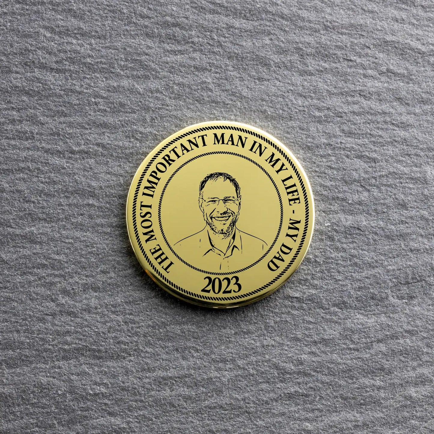 Unique Gift for Dad - A Personalised Gold-Like Commemorative Coin - Custom-Coins.Gift